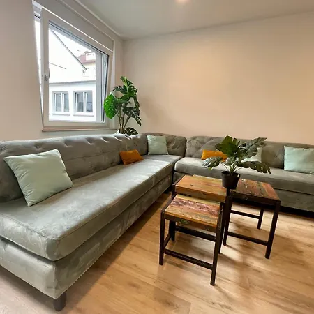 Goldstadt Schloessle 2-zimmer Design Zentrum Apartmán