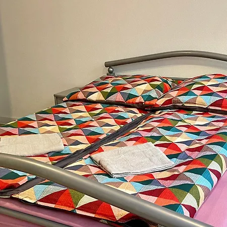 Goldstadt Schlössle 2-zimmer Design Zentrum *