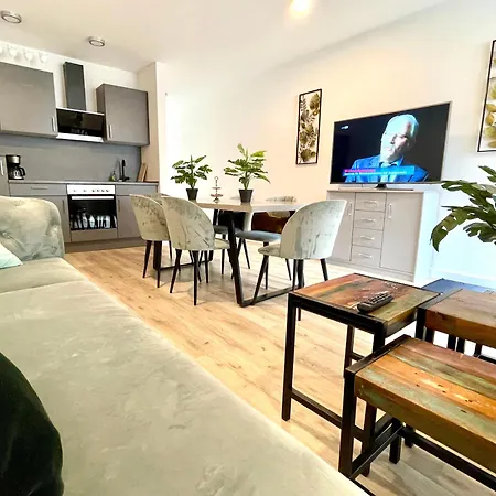 Goldstadt Schloessle 2-zimmer Design Zentrum Apartmán *