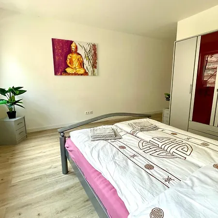 Goldstadt Schloessle 2-zimmer Design Zentrum Apartmán