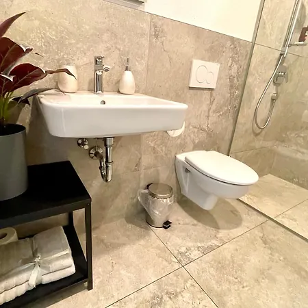 Goldstadt Schloessle 2-zimmer Design Zentrum Apartmán