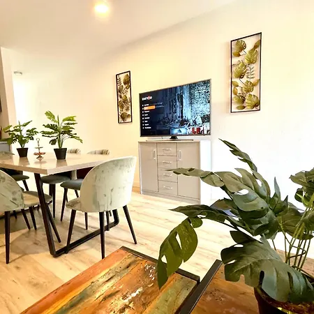 Goldstadt Schlössle 2-zimmer Design Zentrum Pforzheim